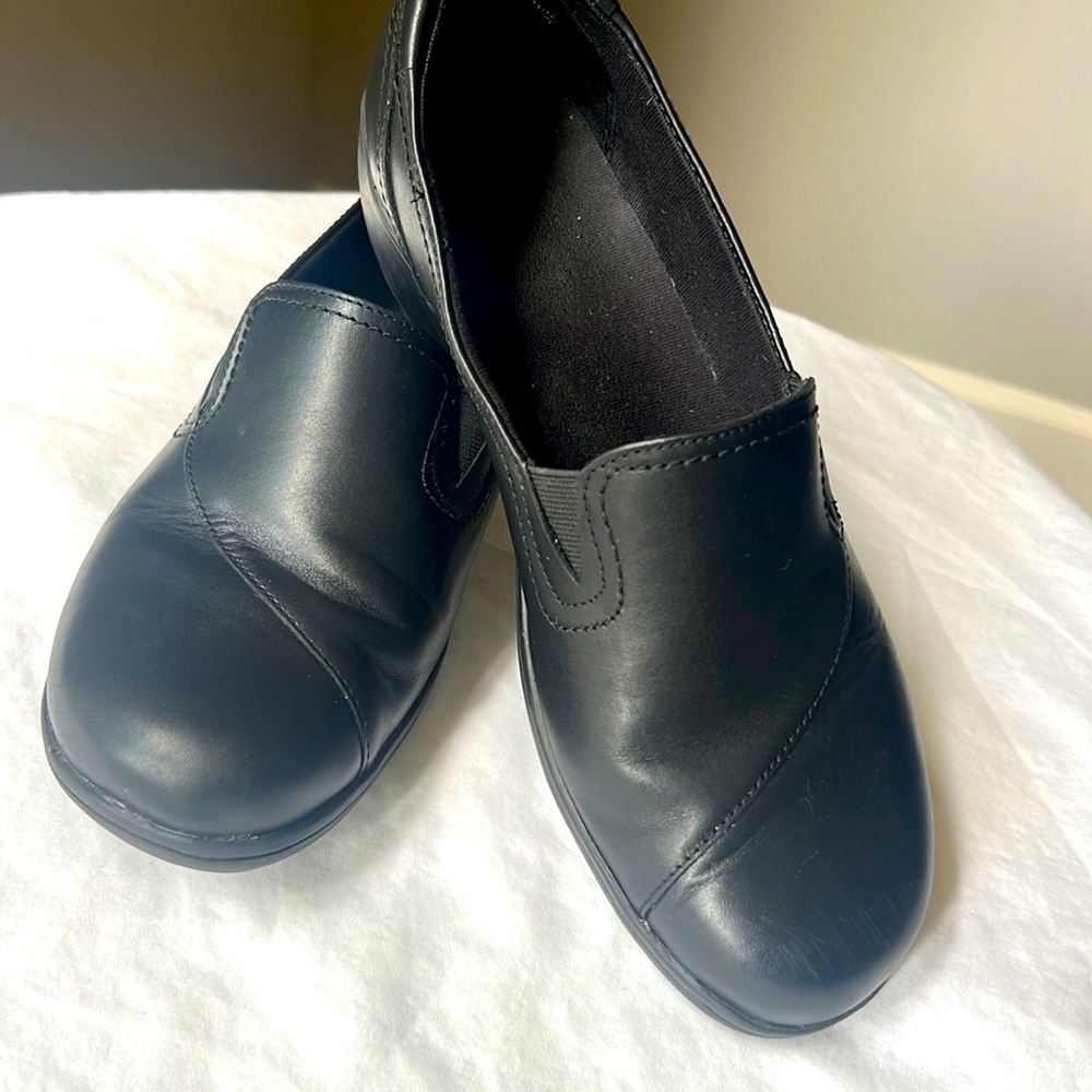 Clarks Bendables Women’s May Poppy Loafer Leather Shoes Size 8.5W #38629